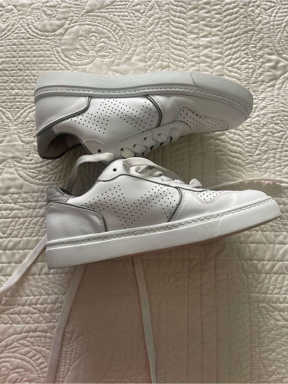 M Gemi Ambra Leather Sneaker in White and Grey Low-Top Sneakers